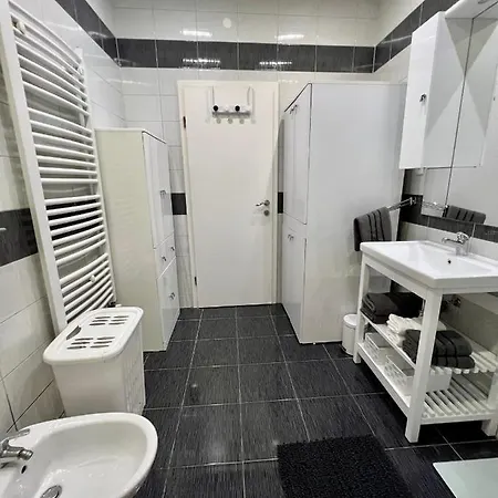 Apartament By The Sea *