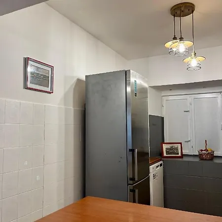 By The Sea Apartment *