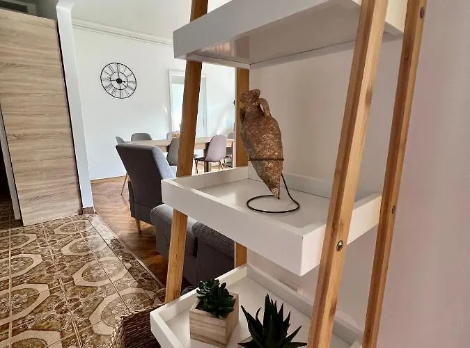 By The Sea Apartment *